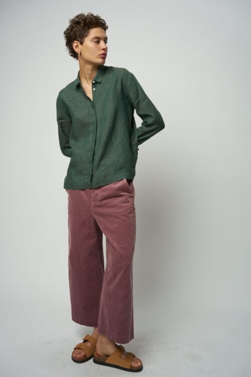 Cute Round Collar Shirt in a Green Italian Soft Italian Linen